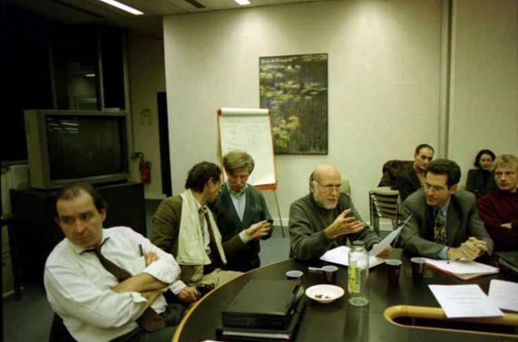 Fred Forest et Jean-Michel Billaut au Club de l’Arche en 1997 pour la préparation de la Fête de l’Internet